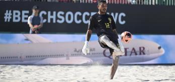 Les gardiens se distinguent lors d’une Coupe du Monde de Beach Soccer record