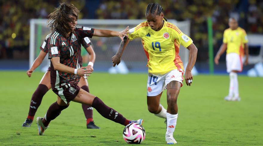 Mexico 0-1 Colombia